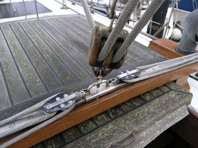 Zoom in mainsheet traveler