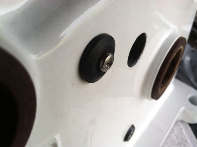 Zoom in SL555 windlass