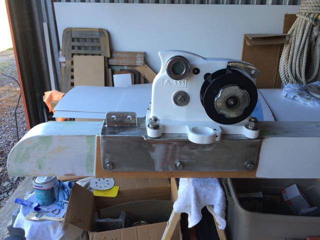 Zoom in SL555 windlass