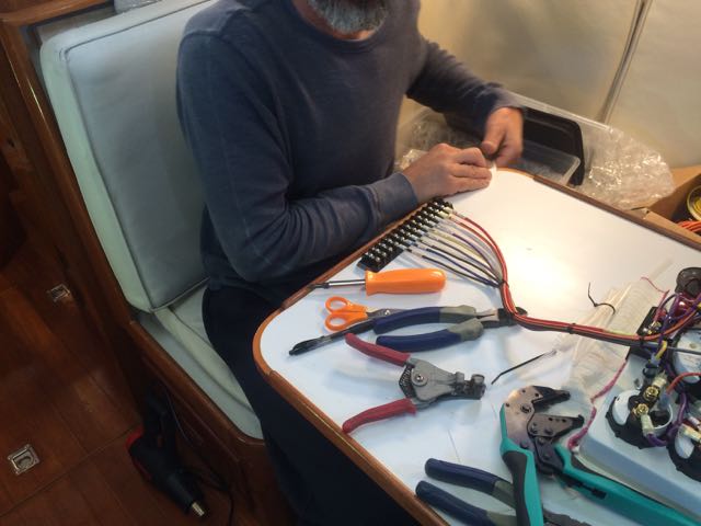 Zoom in diesel engine wiring