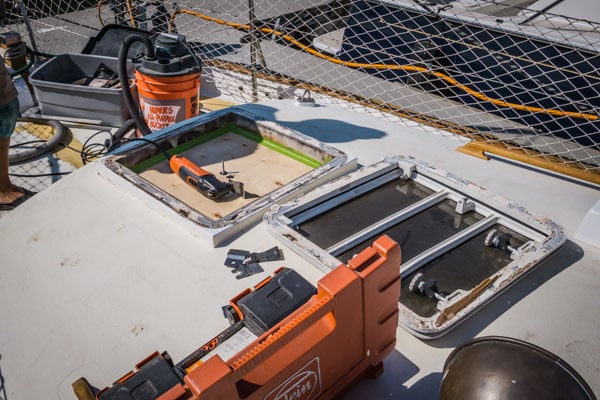 Zoom in Removing the forward hatch