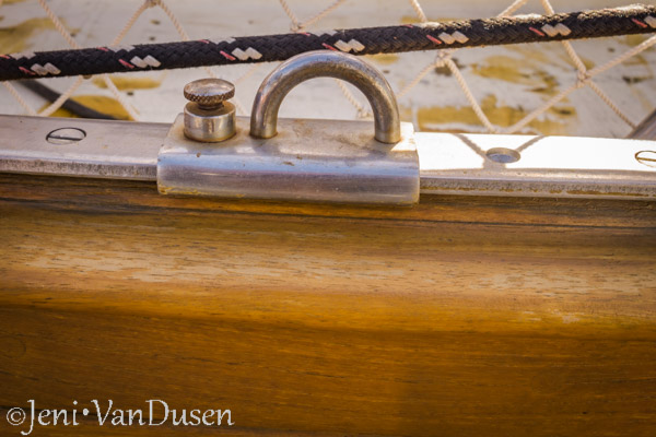 Zoom in Jib track cars