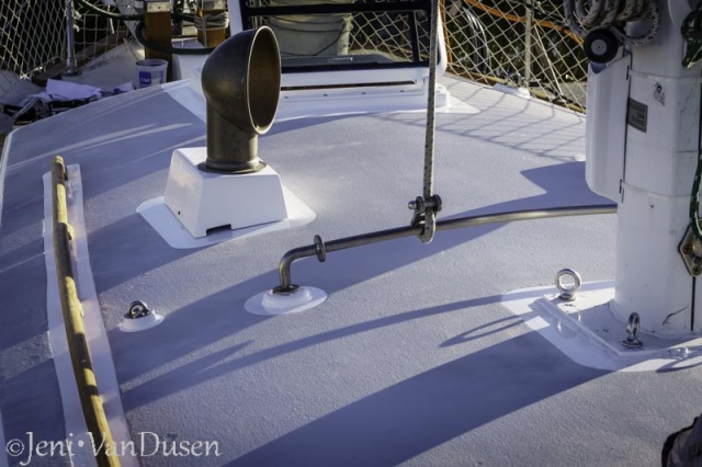 Zoom in Final paint and non-skid on the cabin top